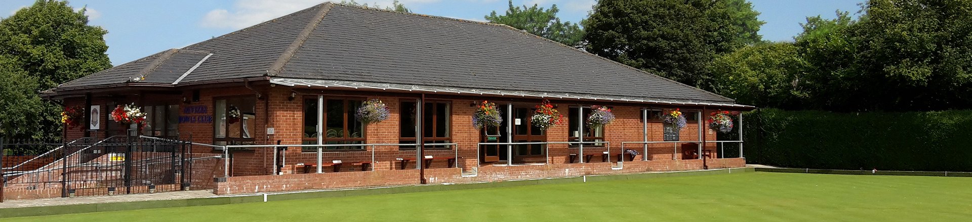 Excellent clubhouse with first class facilities